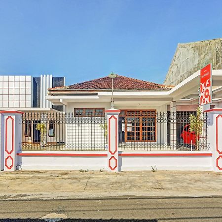 Hotel Oyo 90344 Wijayanti Banyuwangi  Exterior foto