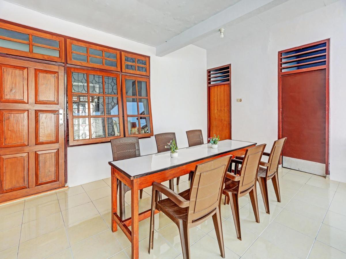 Hotel Oyo 90344 Wijayanti Banyuwangi  Exterior foto