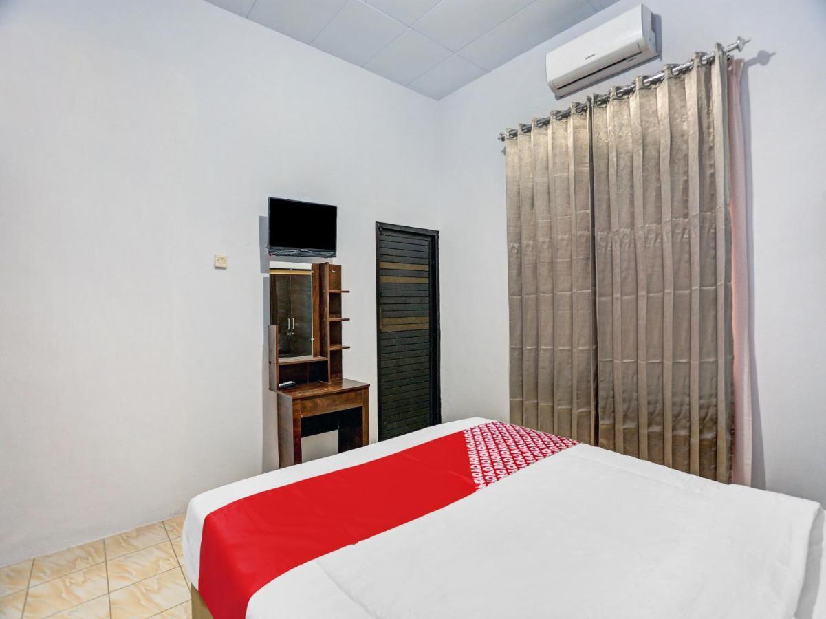 Hotel Oyo 90344 Wijayanti Banyuwangi  Exterior foto